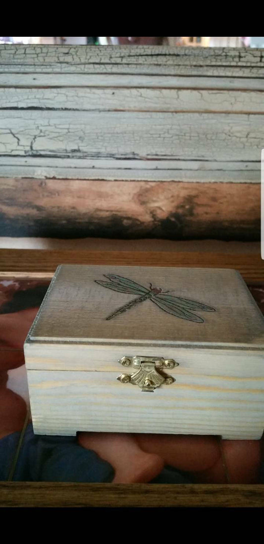 Dragonfly Personalized Wood Box, Trinket Box, Photo Box, Jewelry Box, Woo Box