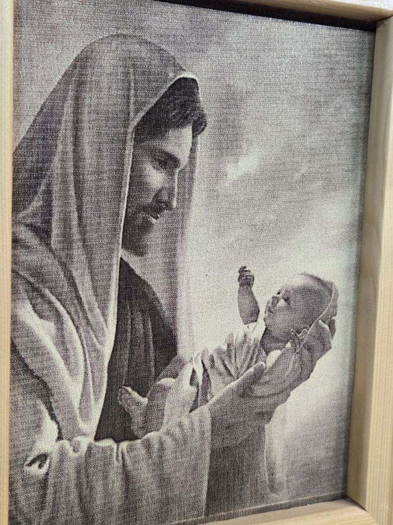 Christ Holding Baby, Wood Engrave Picture , Jesus And Baby Wall Art, Jesus & Child Art, Jesus Watching Over Baby, Jesus Holding Baby