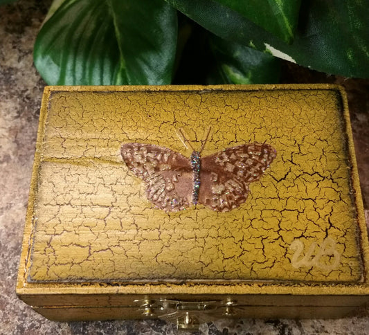 Hand Crafted Wooden Small Box "Butterfly", Memory, Jewelry, Tooth fairy box, Baby Hair Box