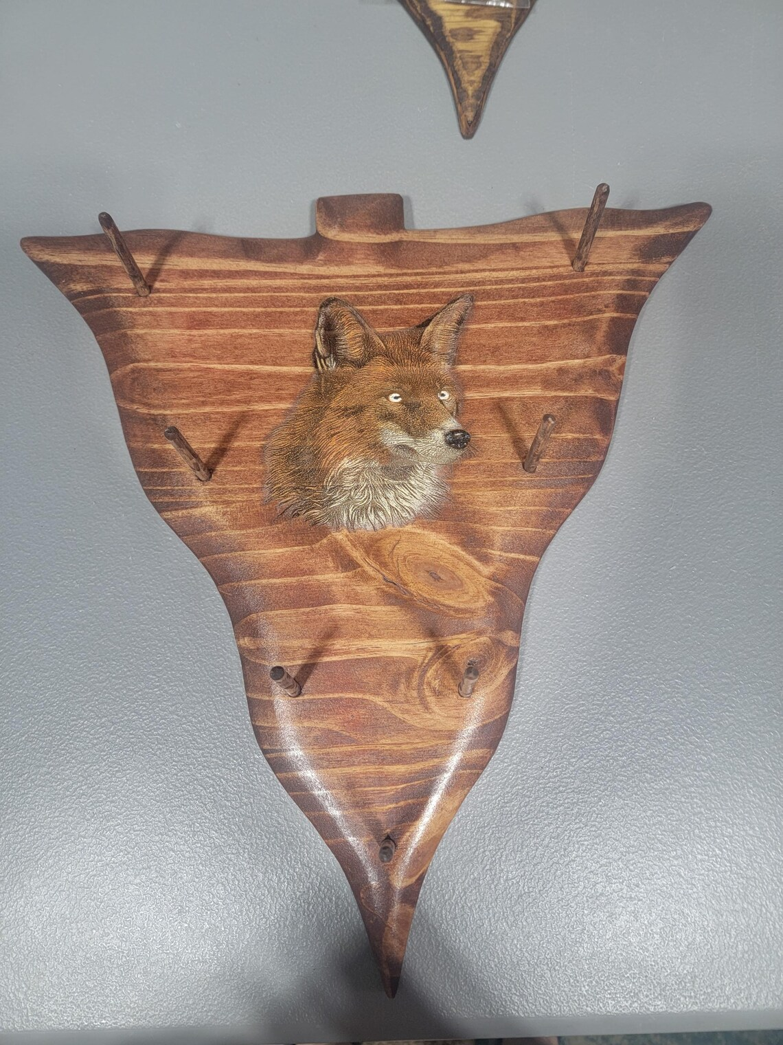 Hunters Game Call Display With Handpainted Fox, Hunters Call Rack, Holder, Binoculars Holder, Display, Archery Release, Hats Holder, Keys - Image 3